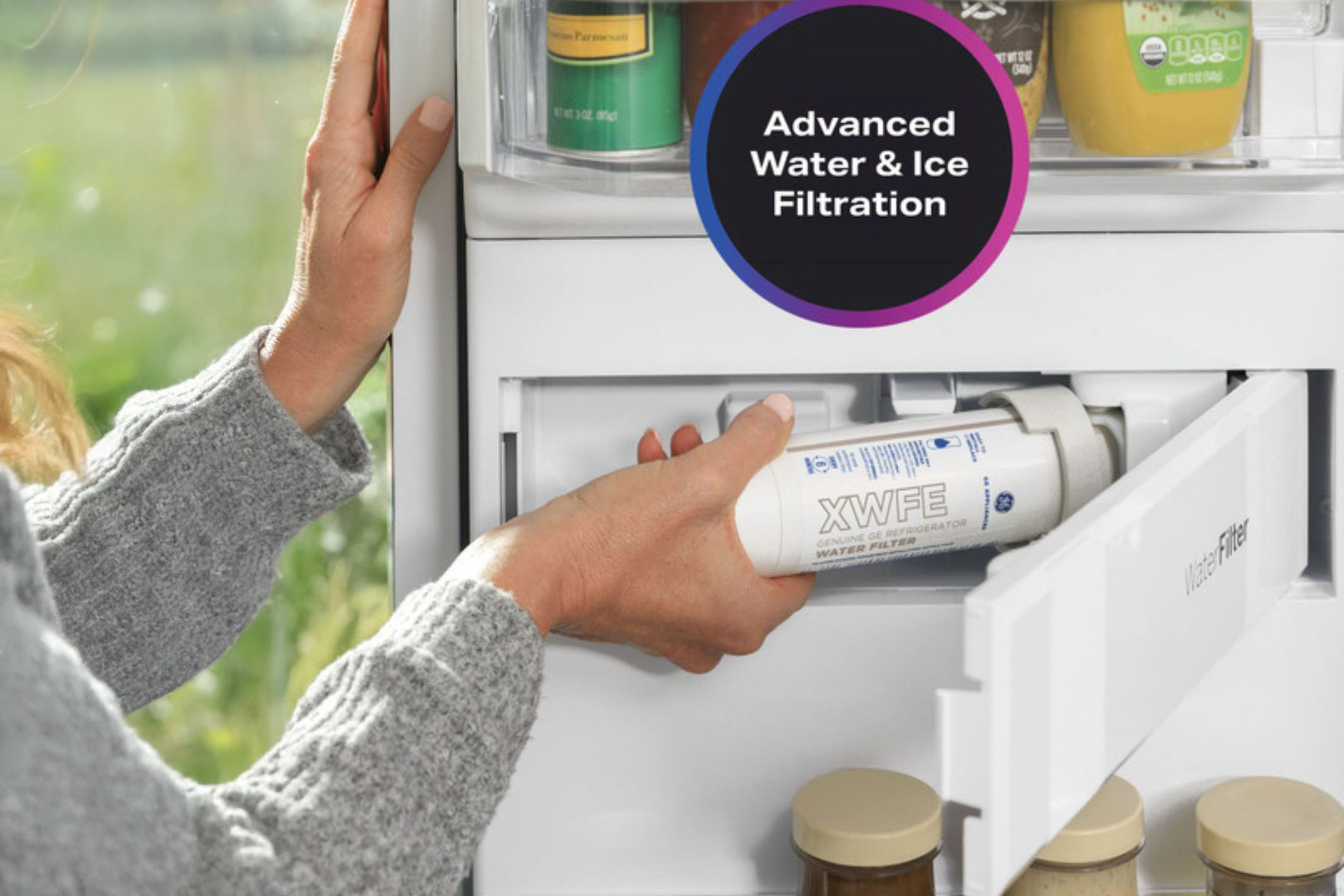 GE Profile advanced water filtration feature illustration.